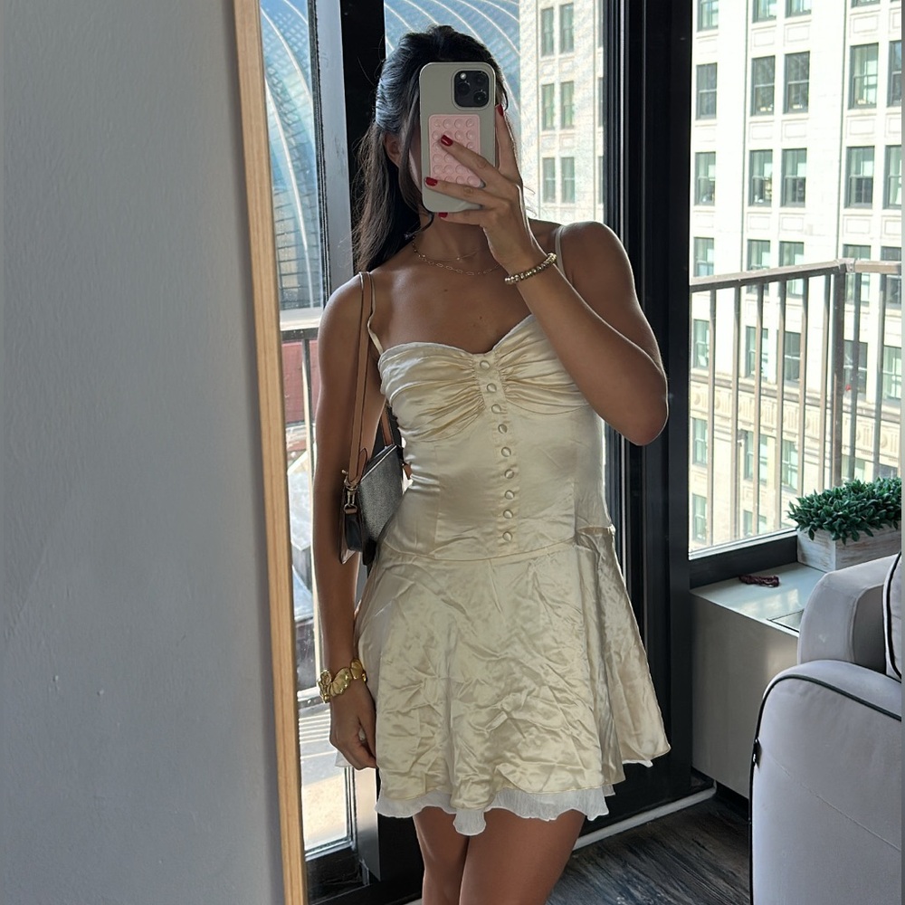 Reformation Cream Mini Dress - Picture 6 of 8